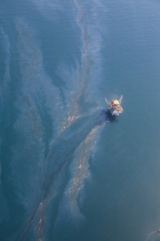 Oil from the Coal Oil Seep Field drifts across Platform Holly, off the shore of UC Santa Barbara.